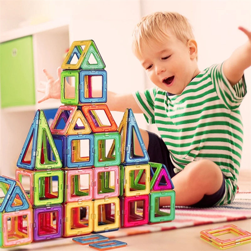 Magnetic Tile Set - Build & Imagine